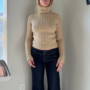 Vintage 90s knitted turtleneck cream sweater